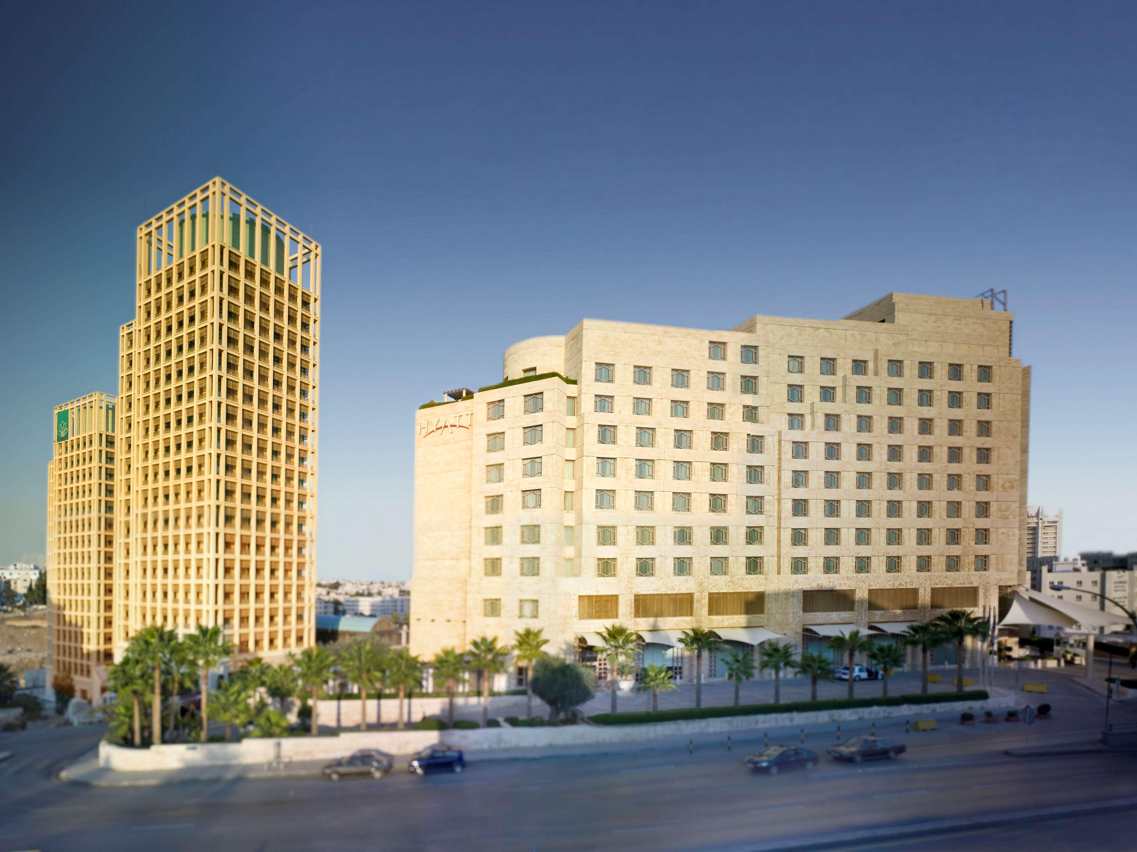 Hotel Grand Hyatt Amán Exterior foto The Four Seasons Hotel in Amman